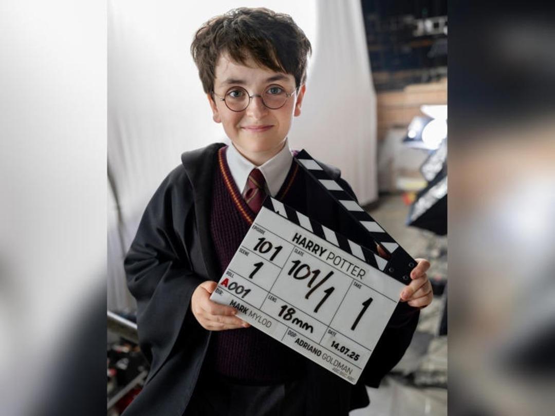 Harry Potter dizisinden Weasley kardeşlerin ilk kareleri paylaşıldı 2