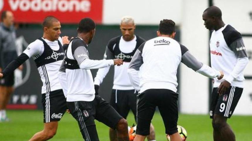 G&ouml;khan İnler takımla &ccedil;alıştı