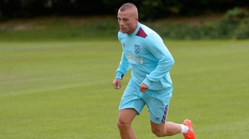 Beşiktaş'a G&ouml;khan T&ouml;re m&uuml;jdesi