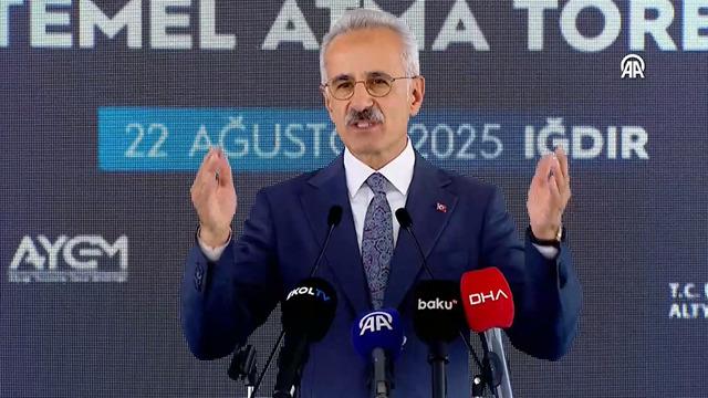 Zengezur Koridoru'nda tarihi adım! Bakan Uraloğlu 'Altın çağ başlatacak' diyerek duyurdu