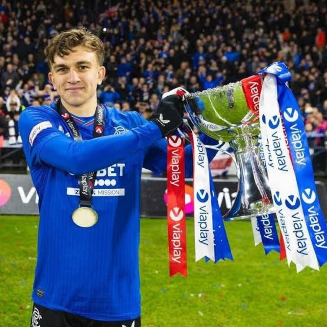 Beşiktaş Rıdvan Yılmaz ile her konuda anlaşmaya vardı! Siyah beyazlılar milli sol beki İstanbul a getiriyor... 2