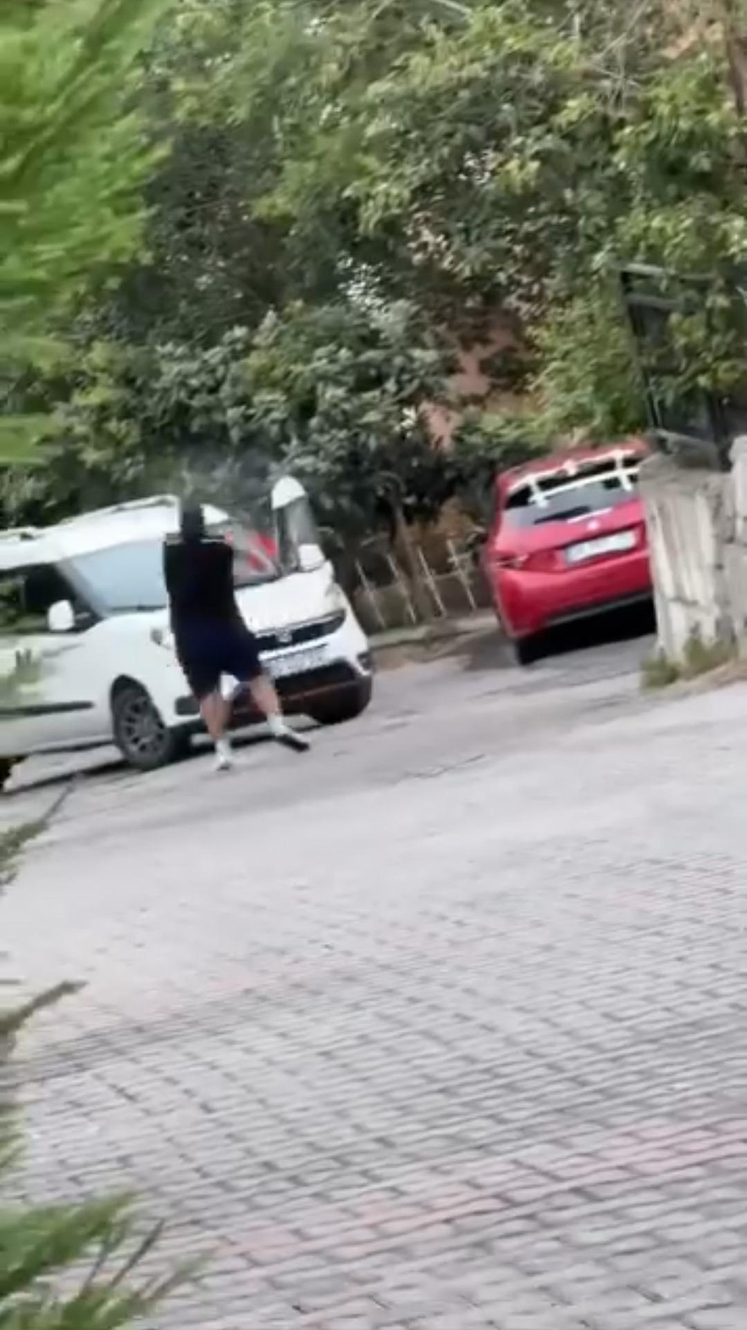 İstanbul daki kanlı cinayet kamerada! Yaşları henüz 17 ve 18... 6