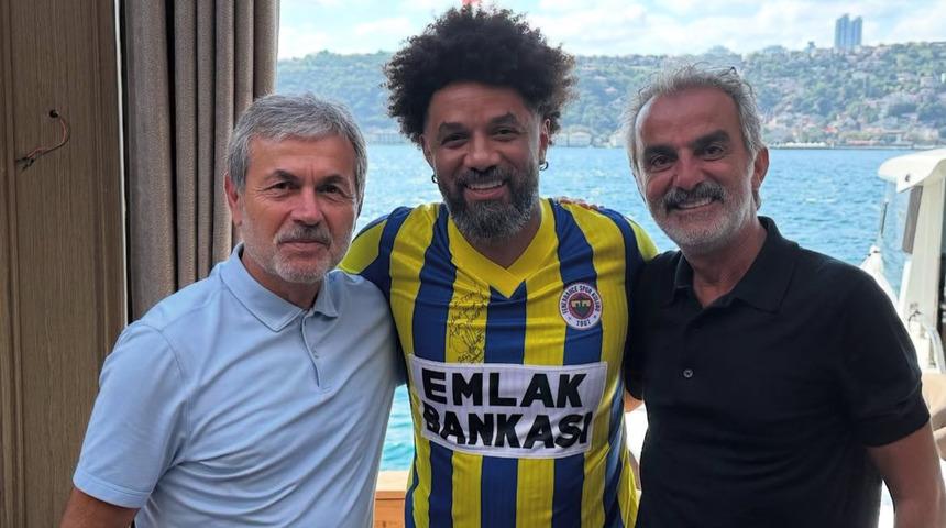 Fenerbahçe'nin eski futbolcusu Cristian Baroni Aykut Kocaman'ı görünce ağladı! ''Ben Türkiye’de olduğum kişiysem...''
