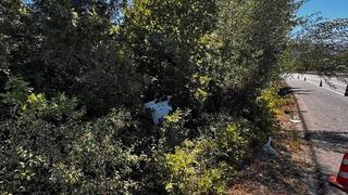 Bursa’da kontrolden çıkan minibüs şarampole yuvarlandı: 1 yaralı