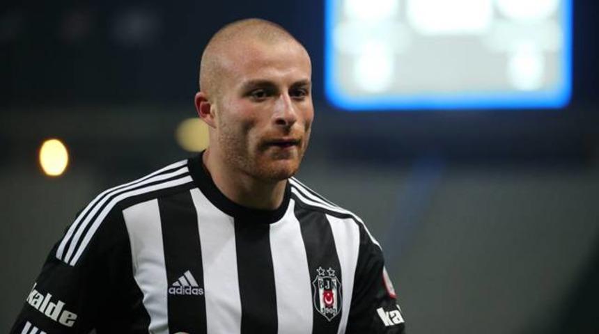 G&ouml;khan T&ouml;re geri d&ouml;n&uuml;yor