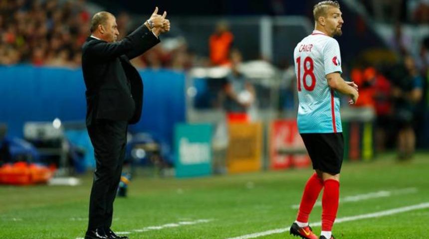 Caner ve Burak d&ouml;n&uuml;yor! Arda ise...