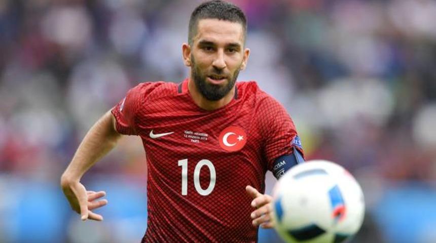 Arda Turan Milli Takım'ı bırakıyor