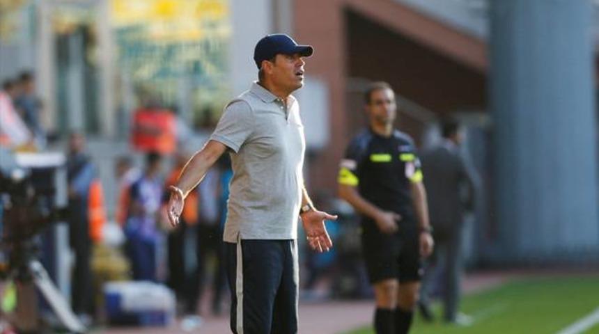 &Ouml;zdeş: '3 puanla tanışmak mutluluk verici'