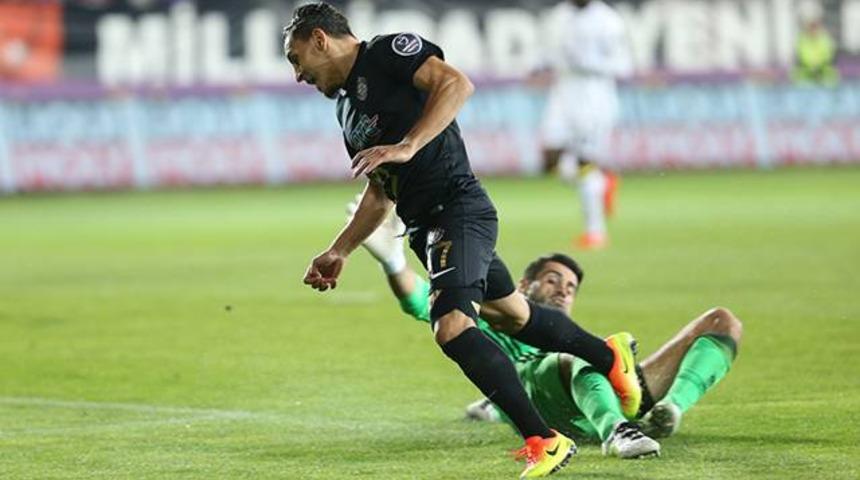 Rıdvan Dilmen&rsquo;den Volkan Demirel&rsquo;e eleştiri