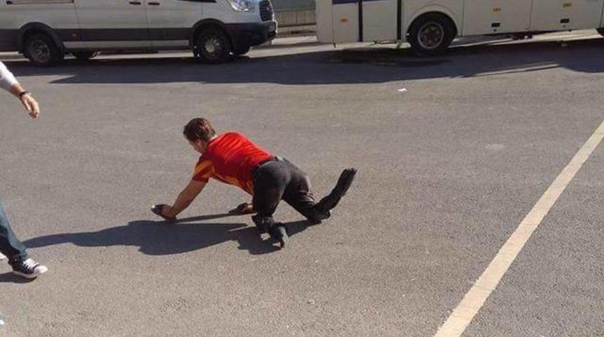 Galatasaray Kul&uuml;b&uuml; bu taraftarı arıyor!