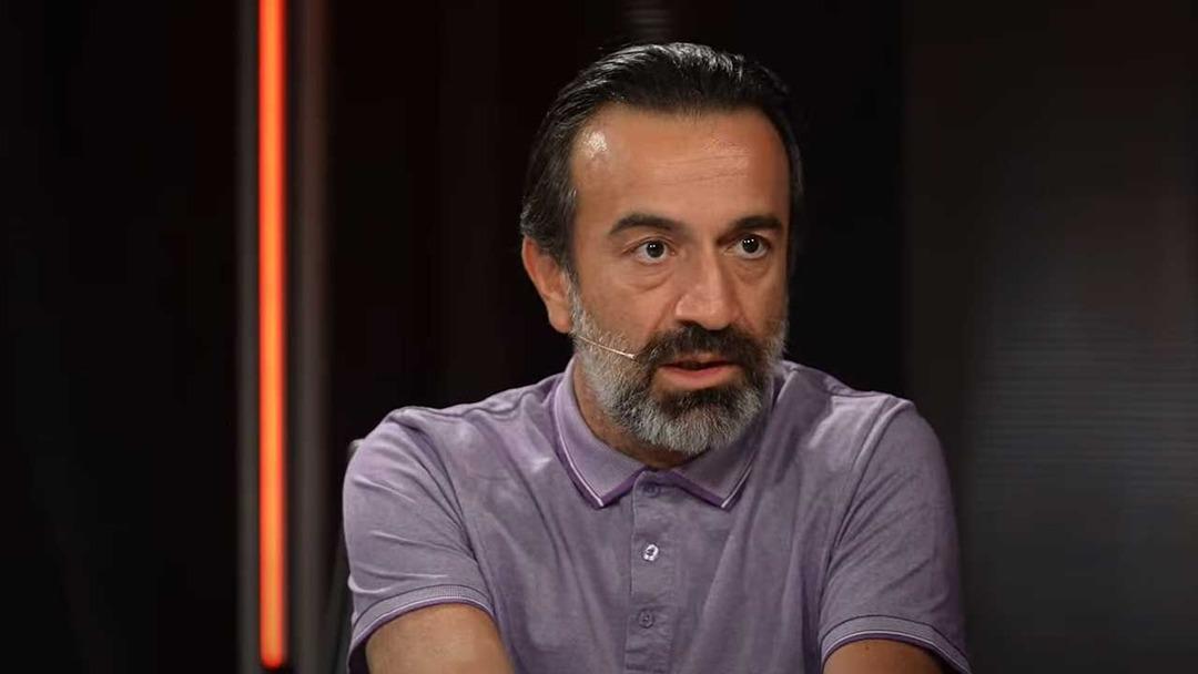 Fenerbahçe Yüksek Divan Kurulu Üyesi Murat Aşık Acun Ilıcalı nın Mourinho eleştirisini yayında açıkladı!   Adam bir şeyi tutturmuş; iyi savunma yapalım...   1