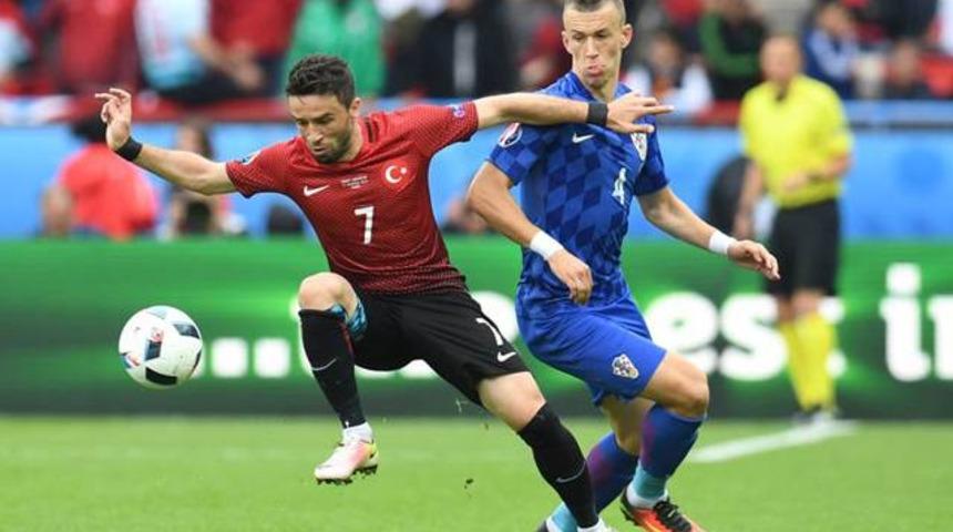 G&ouml;khan G&ouml;n&uuml;l, Fatih Terim'i savundu