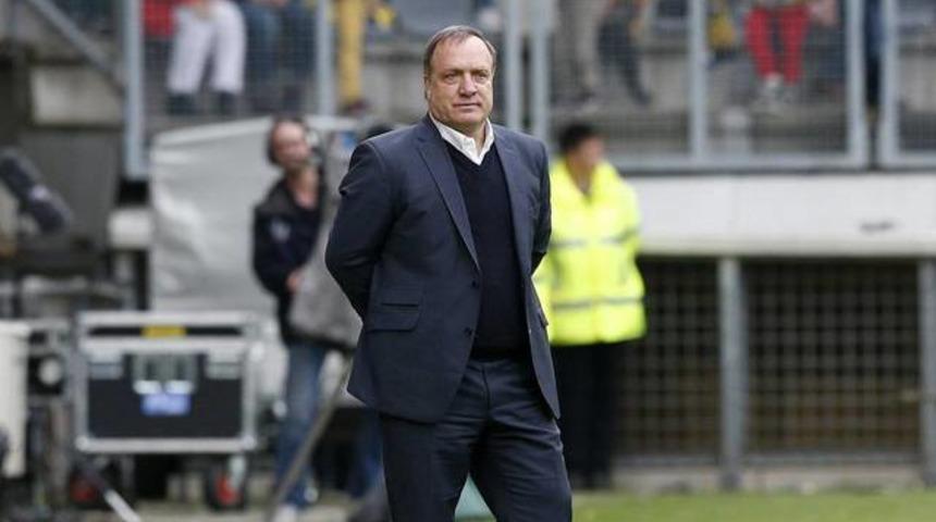 Dick Advocaat&rsquo;ın affı yok!