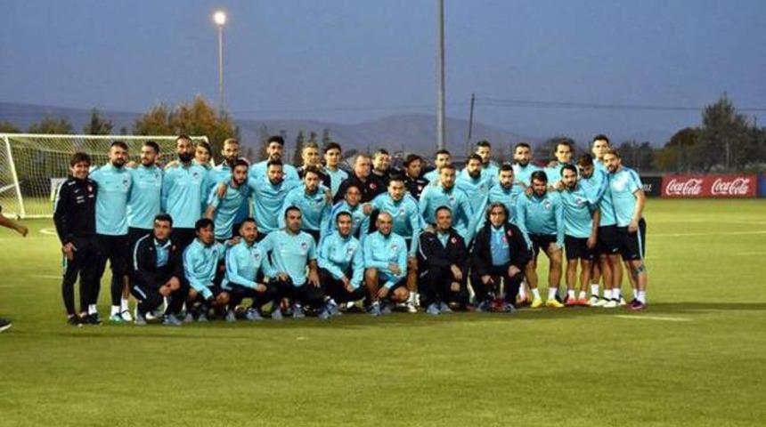 A Milli Takım, Ukrayna ma&ccedil;ına hazır