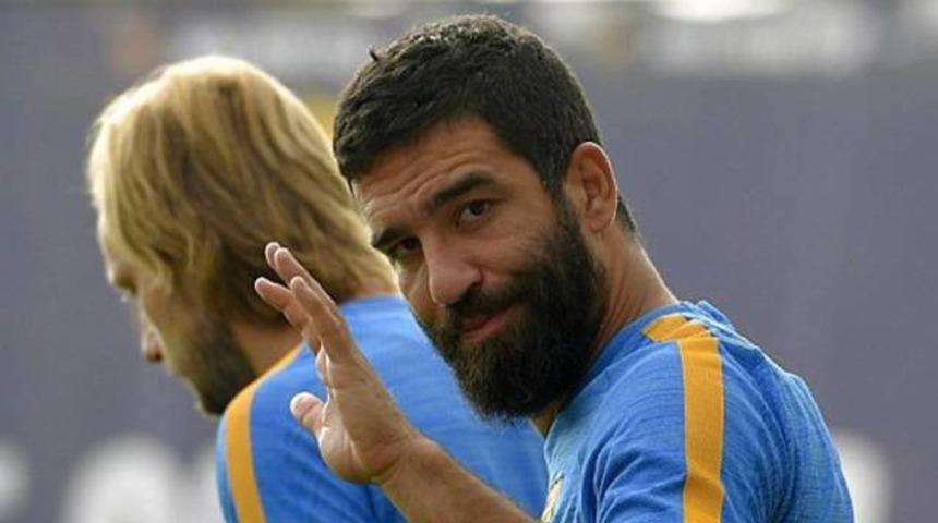 Arda Turan'dan milli takıma destek