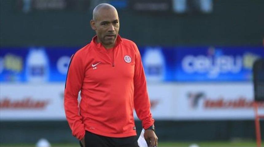 Jose Morais AEK ile anlaştı