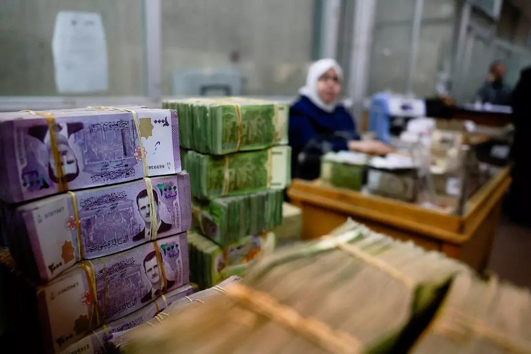 Suriye paradan iki sıfır atıyor! Yeni banknotlar basılacak 2