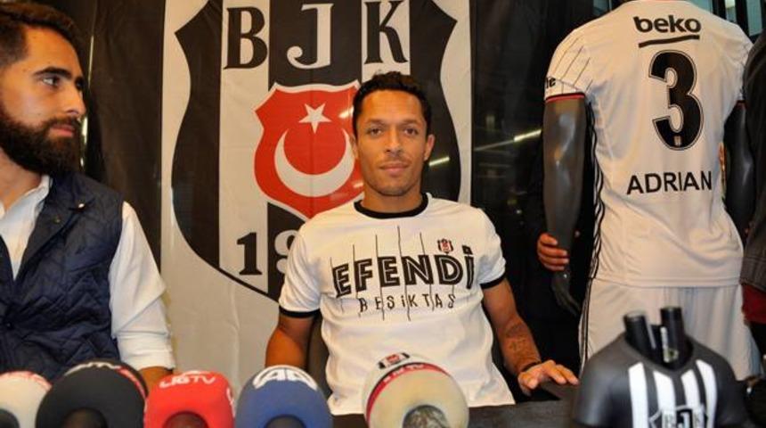 Adriano taraftarlarla buluştu