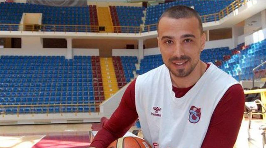 Alper Saruhan ile yollar ayrıldı!