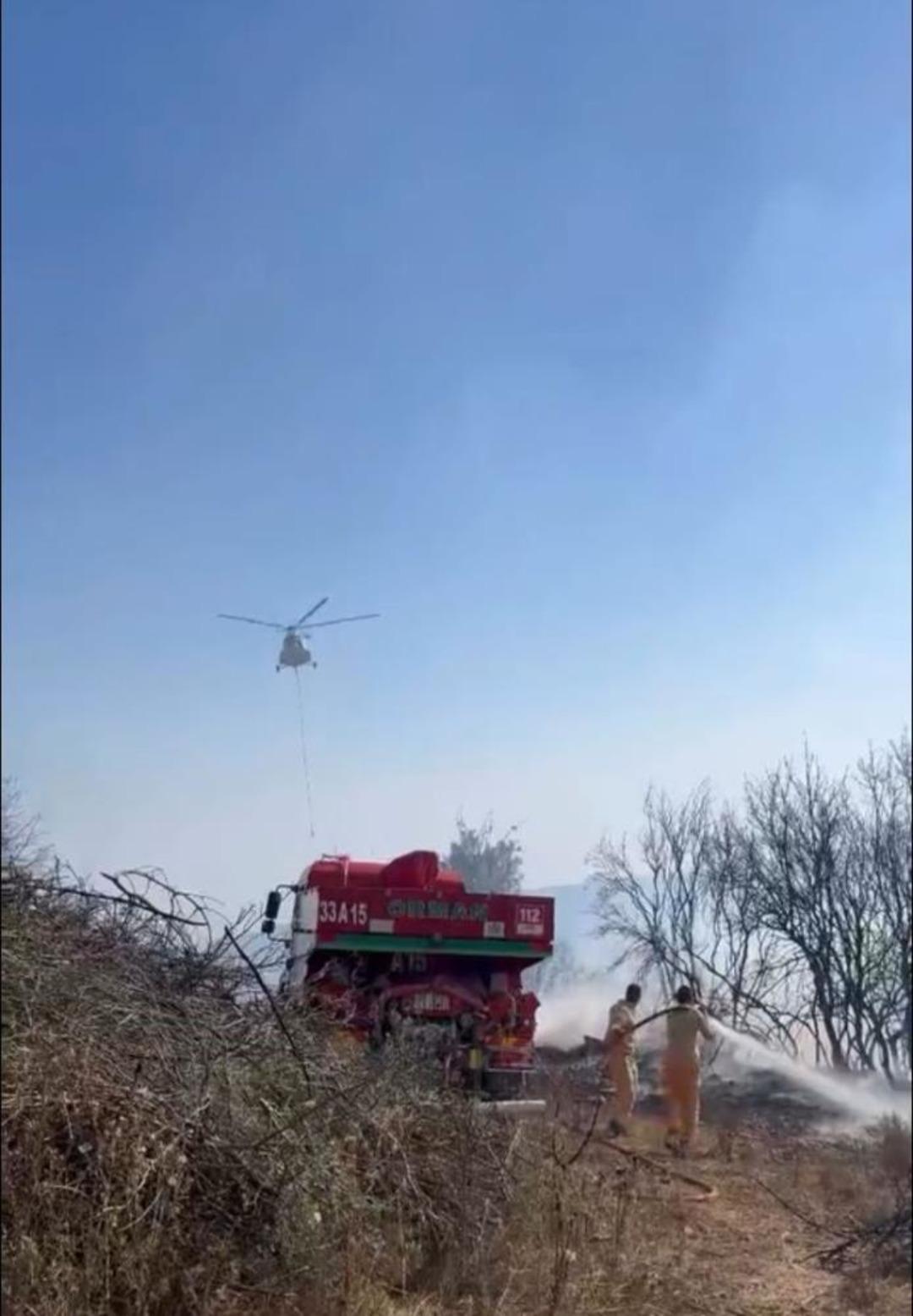 Mersin de orman yangını havadan ve karadan müdahale ile söndürüldü 1