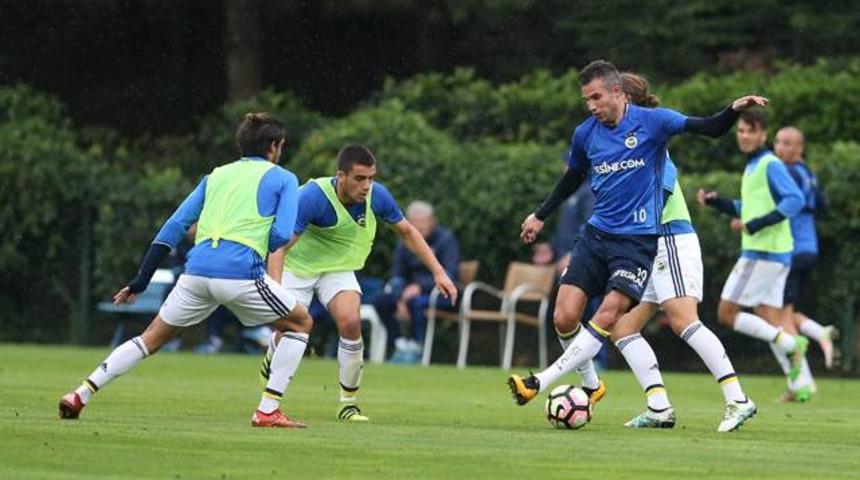 Robin van Persie'de m&uuml;thiş değişim