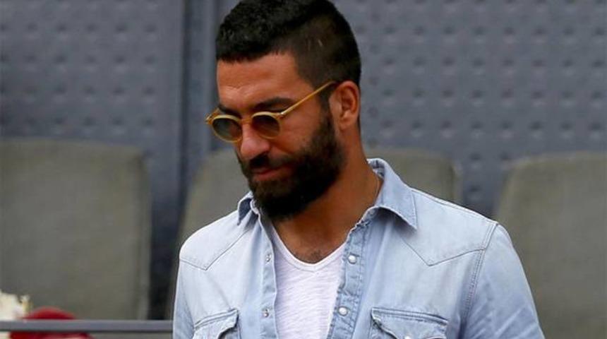 Arda Turan: 'Beyoğlu&rsquo;nda bir kızla &ccedil;arpışıyorsun...'
