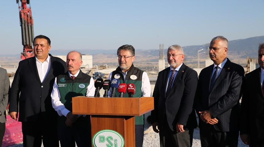 Bakan Yumaklı, belediyeleri su yönetimi konusunda uyardı