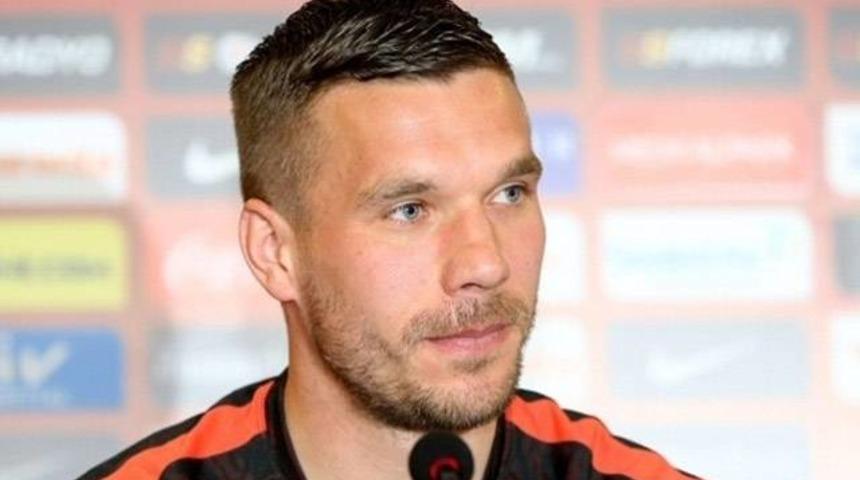 Lukas Podolski: 'Kadık&ouml;y'e Fenerbah&ccedil;e'yi yenmek i&ccedil;in gideceğiz'