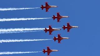 Türk Yıldızları'nın Bitlis'teki gösterisi nefes kesti