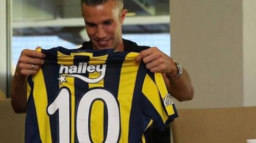 Fenerbah&ccedil;e'de yeni 10 numara Van Persie
