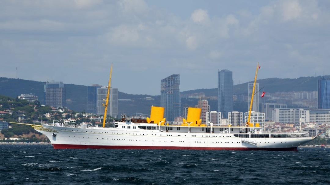 Atatürk ün mirası Savarona, İstanbul Boğazı nı selamlayacak! 7 savaş gemisiyle geçiş yapacak 2