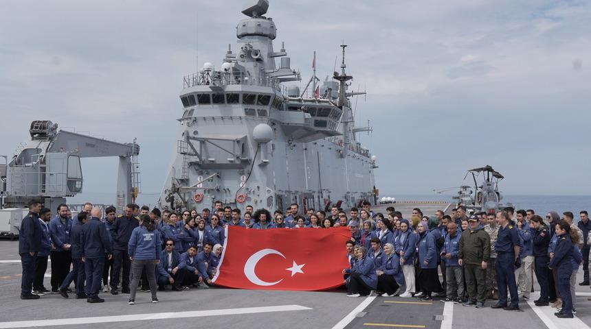 Cumhurbaşkanı Erdoğan’dan TCG Anadolu’da "Zafer Yolculuğu" mesajı