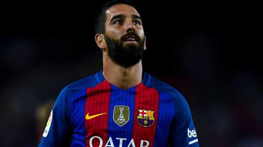 Arda Turan &ccedil;ok koşuyor