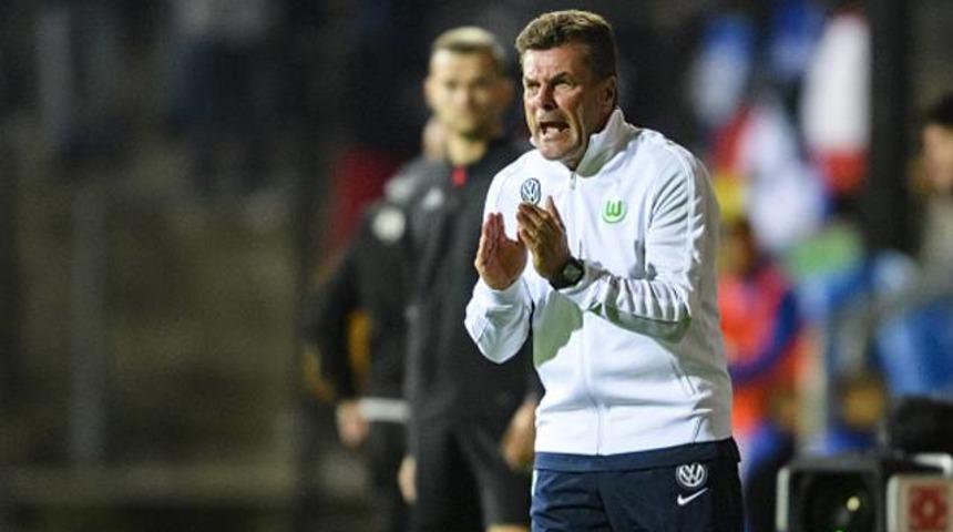 Wolfsburg'da Dieter Hecking'in g&ouml;revine son verildi