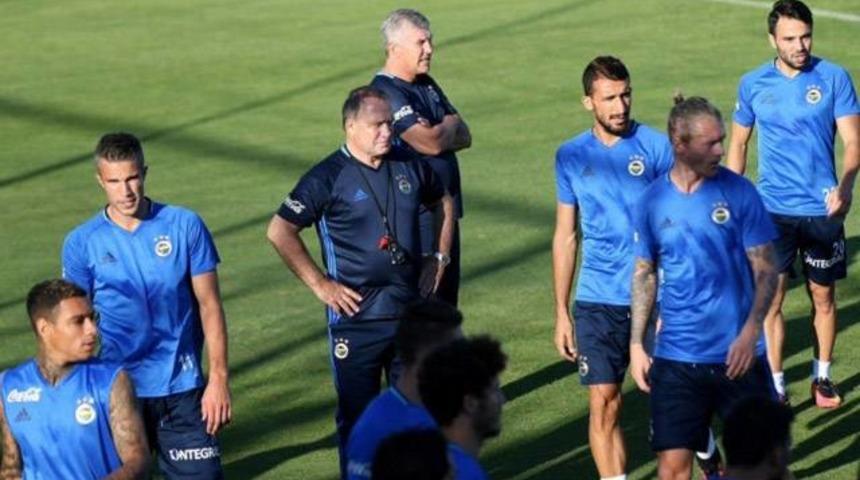 Fenerbah&ccedil;e &ccedil;&ouml;z&uuml;m&uuml; buldu: Sportif direkt&ouml;r