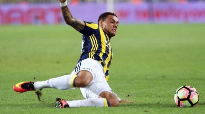 Van der Wiel kul&uuml;be &ccedil;ağrıldı