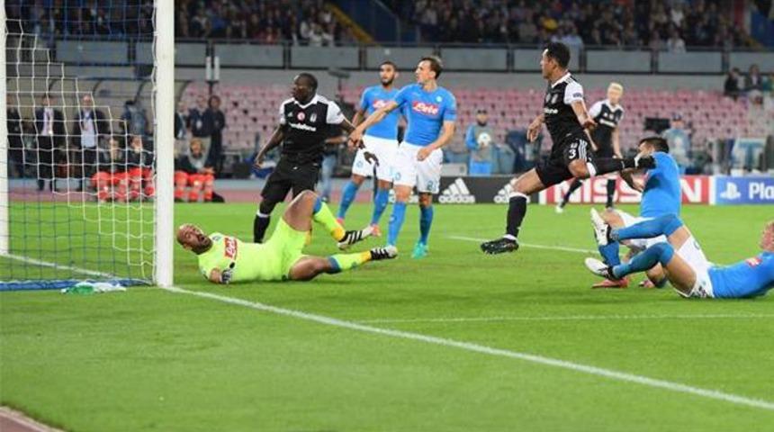 Beşiktaş'ın 100. gol&uuml; Adriano'dan...