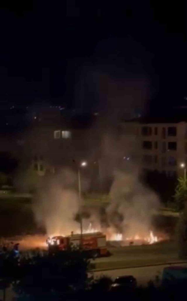 Elazığ’da çıkan yangın söndürüldü 2