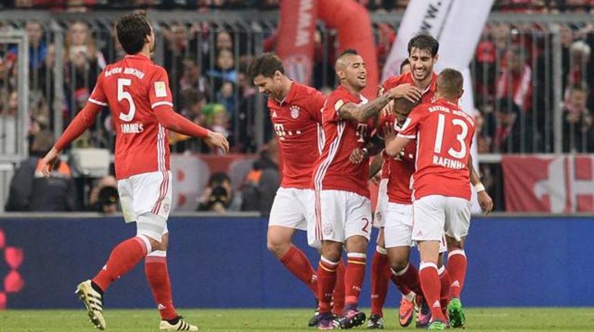 Bayern M&uuml;nih 2 - 0 Borussia M&ouml;nchengladbach