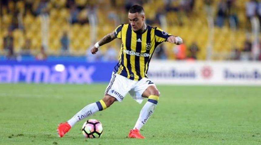 Fenerbah&ccedil;e'de Gregory van der Wiel kadro dışı!