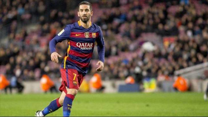 İspanyol orta saha oyuncusu Denis Suárez İspanyol orta saha oyuncusu Denis Suárez