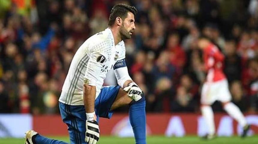 Volkan Demirel takımı topladı