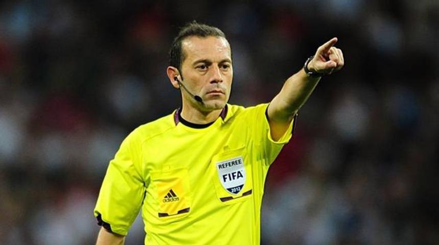 T&uuml;rk hakemler, UEFA hakem kurslarına katılacak