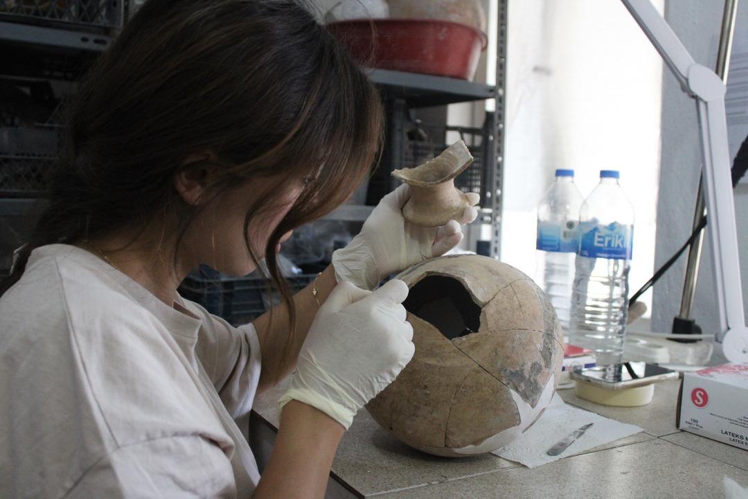 Anadolu tarihinin başladığı yer: Kültepe’nin 4 bin 500 yıllık seramikleri 6