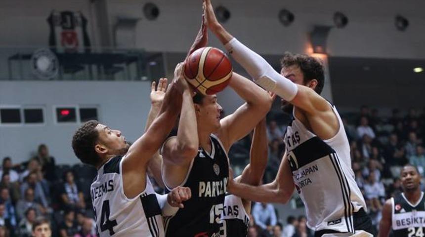 Beşiktaş Sompo Japan 77 - 63 Partizan
