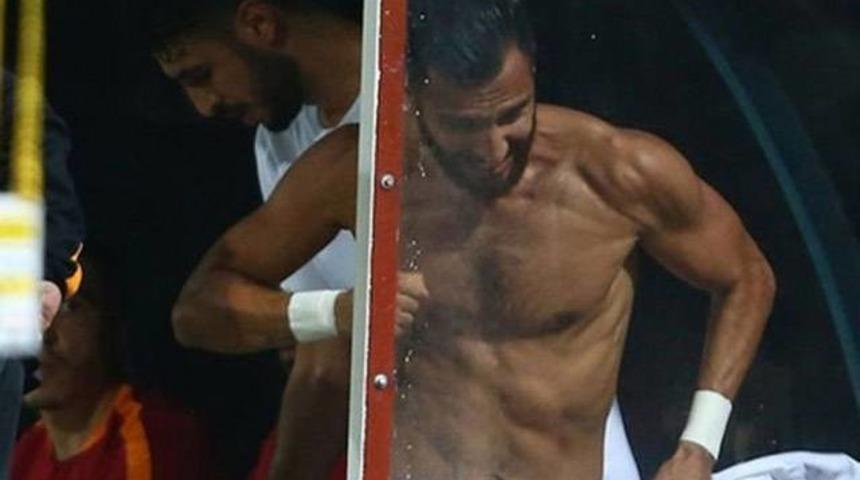 Galatasaray'da Yasin &Ouml;ztekin s&uuml;resiz kadro dışı