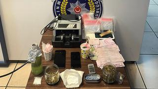 Maltepe'de uyuşturucu operasyonu: 2 gözaltı