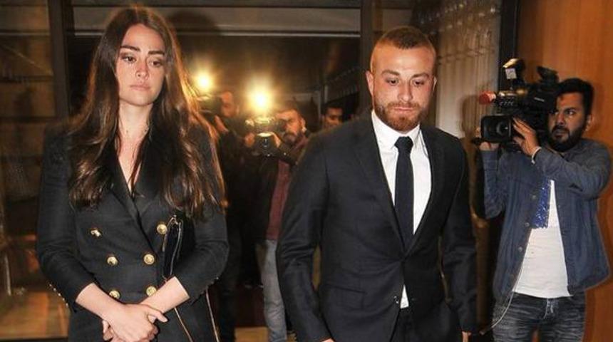 G&ouml;khan T&ouml;re ile Esra Bilgi&ccedil; nişanlandı