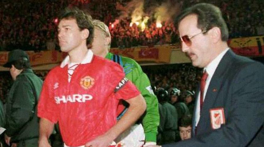 Galatasaray&rsquo;dan Manchester United paylaşımı