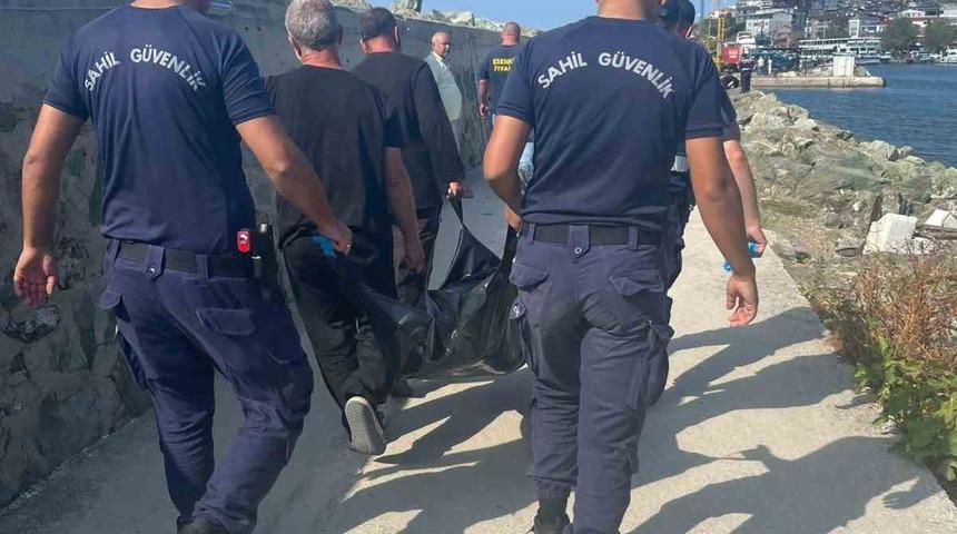 Yalova’da eski futbolcu deniz yüzeyinde ölü bulundu